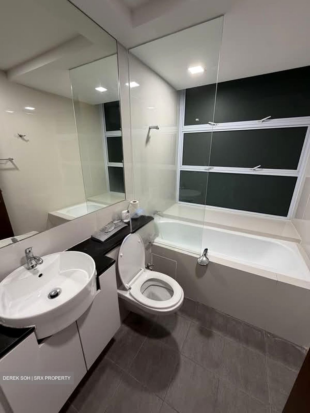 D'Gallery (D14), Apartment #592289321